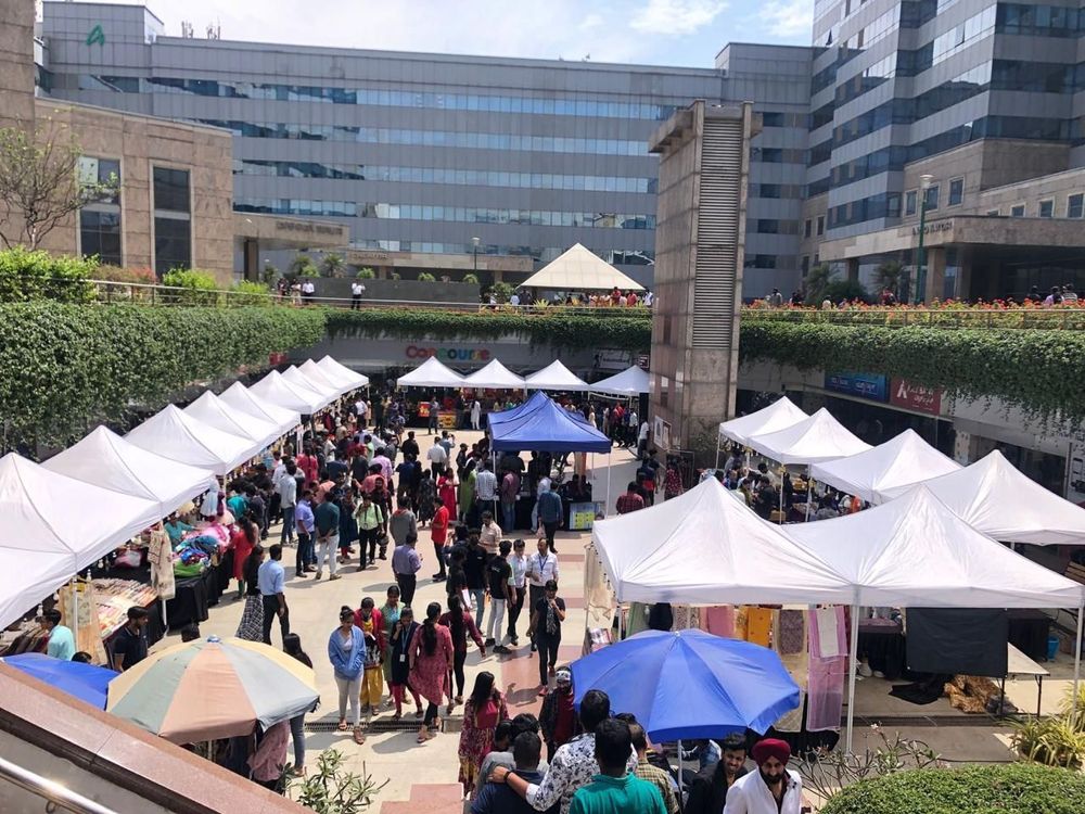 Pop-up market in a tech park plaza